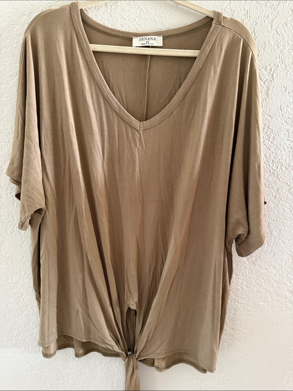 Zenana Outfitters 1X Taupe V-Neck Short Sleeve Tie-Front Top